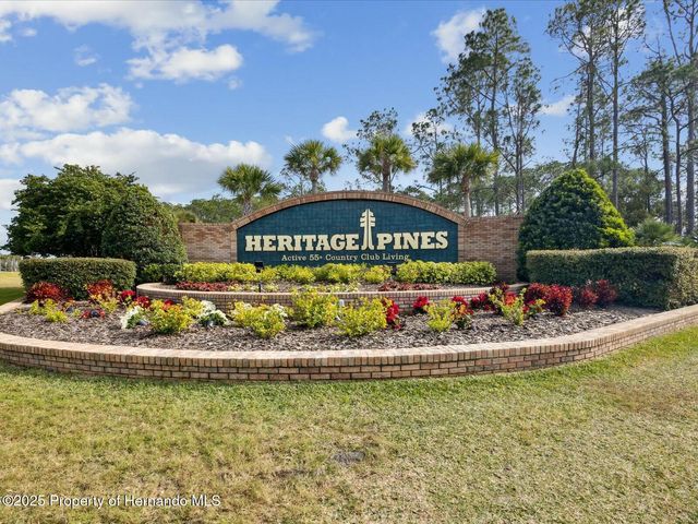 18325 Whitacre Circle, Hudson, FL 34667