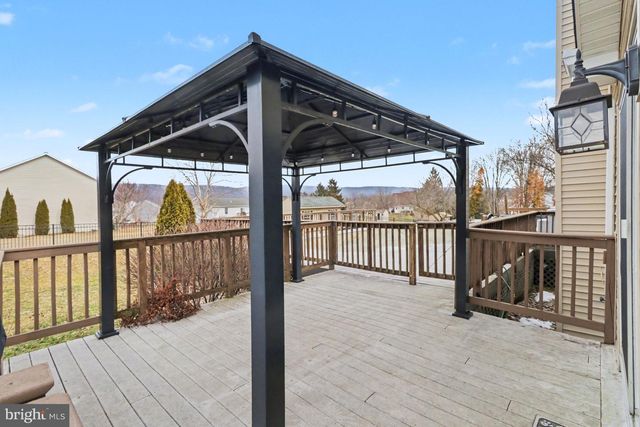 202 BARLEY FIELD CIR, Carlisle, PA 17015