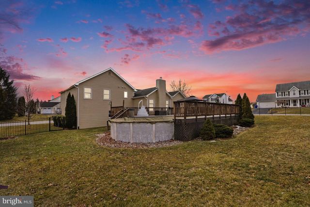 202 BARLEY FIELD CIR, Carlisle, PA 17015