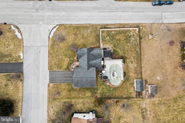 202 BARLEY FIELD CIR, Carlisle, PA 17015