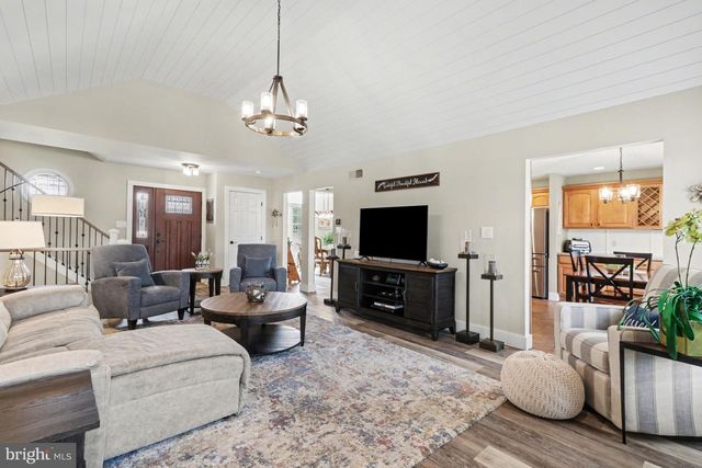 202 BARLEY FIELD CIR, Carlisle, PA 17015