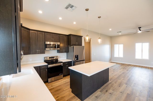 14617 N RIVERVIEW Court, Florence, AZ 85132