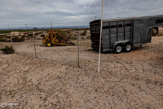 14617 N RIVERVIEW Court, Florence, AZ 85132