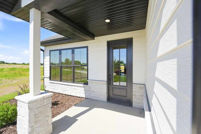 5309 STORMY DR, Columbia, MO 65203