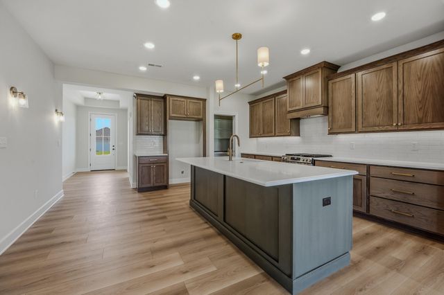5309 STORMY DR, Columbia, MO 65203