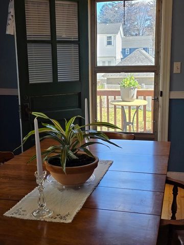 51 Brantwood Rd, Worcester, MA 01602