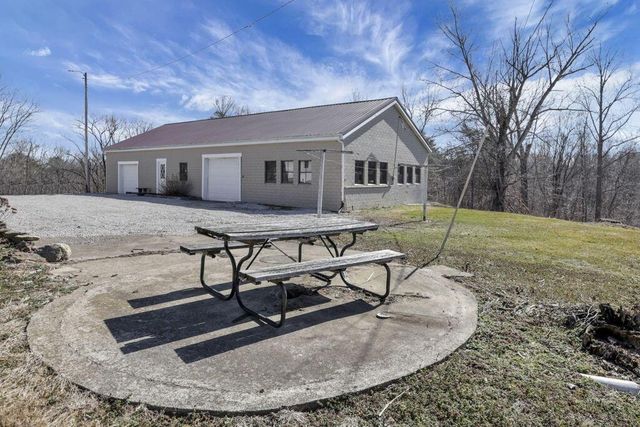 26039 State Route 180, Rockbridge, OH 43149