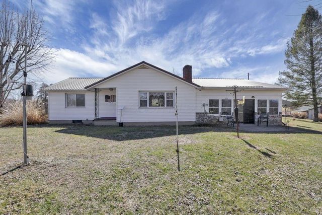 26039 State Route 180, Rockbridge, OH 43149