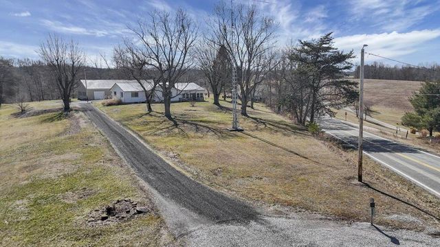 26039 State Route 180, Rockbridge, OH 43149