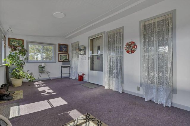 26039 State Route 180, Rockbridge, OH 43149