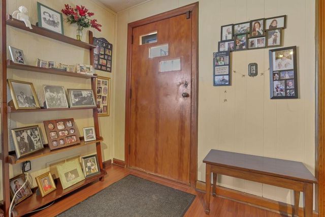 26039 State Route 180, Rockbridge, OH 43149