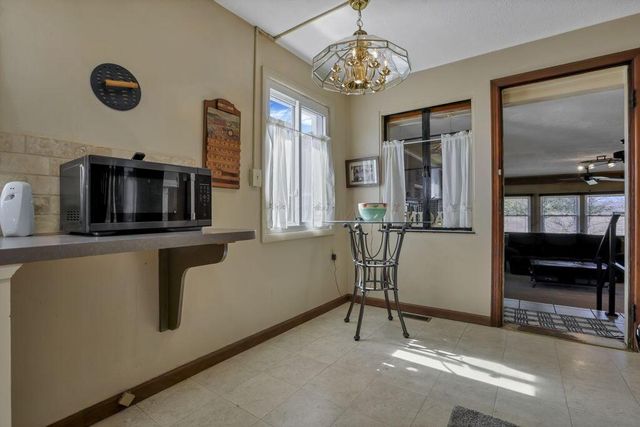 26039 State Route 180, Rockbridge, OH 43149