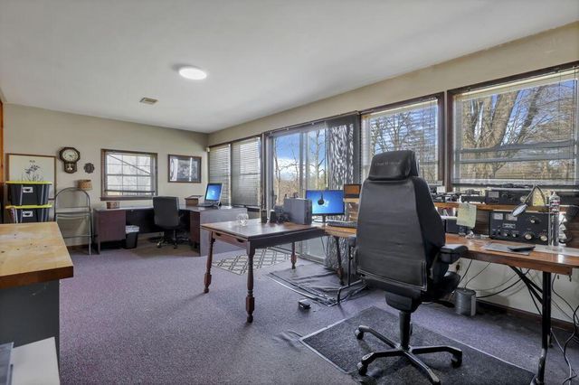 26039 State Route 180, Rockbridge, OH 43149