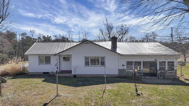 26039 State Route 180, Rockbridge, OH 43149