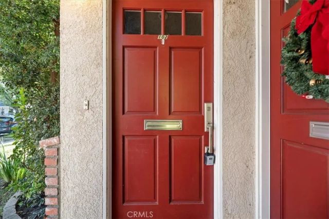 637 N. Fairview St 102, Burbank, CA 91505