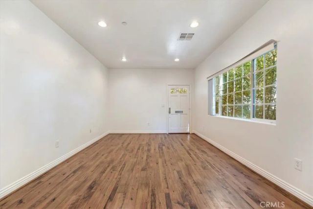 637 N. Fairview St 102, Burbank, CA 91505