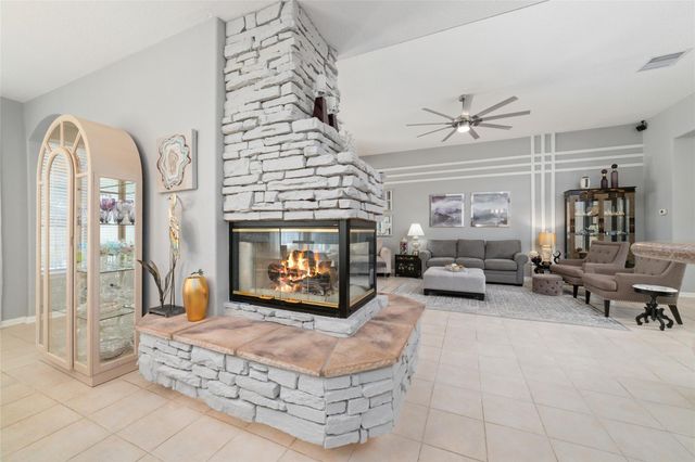 127 Hawknest Court, The Woodlands, TX 77384