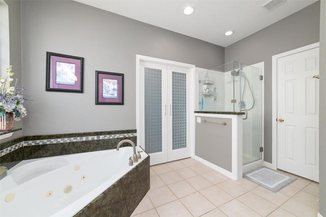 127 Hawknest Court, The Woodlands, TX 77384