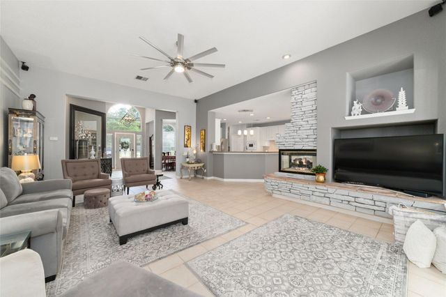 127 Hawknest Court, The Woodlands, TX 77384