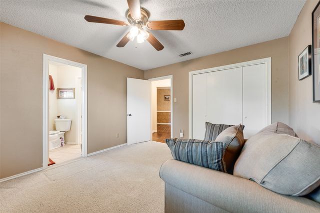 1719 Autumn Lane, Arlington, TX 76012