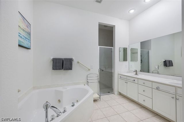 1818 Leamington LN, Naples, FL 34109