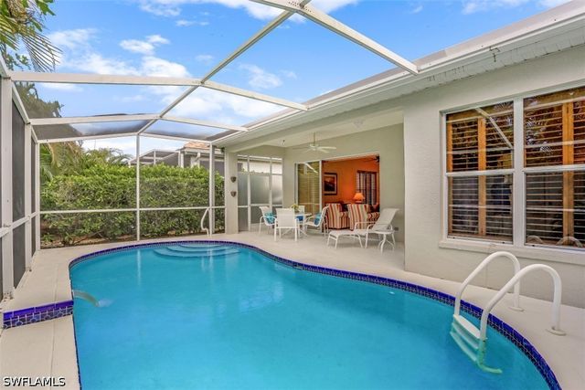1818 Leamington LN, Naples, FL 34109