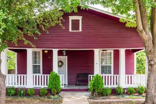 2021 Grainger Street, Fort Worth, TX 76110