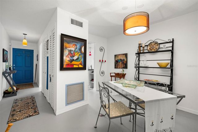 300 CLYDE LANE 106, Dunedin, FL 34698