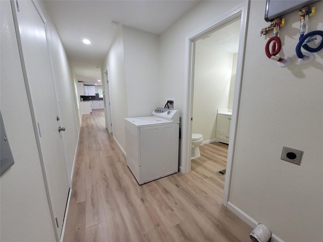13126 S Lee Shore Drive, Willis, TX 77318