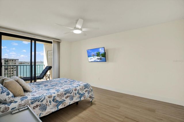 670 ISLAND WAY 1006, Clearwater Beach, FL 33767