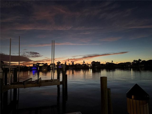 670 ISLAND WAY 1006, Clearwater Beach, FL 33767