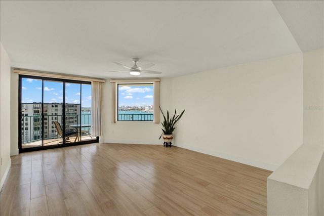 670 ISLAND WAY 1006, Clearwater Beach, FL 33767