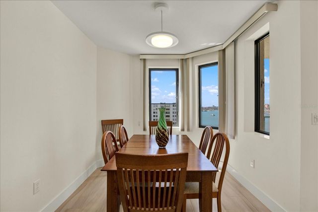 670 ISLAND WAY 1006, Clearwater Beach, FL 33767