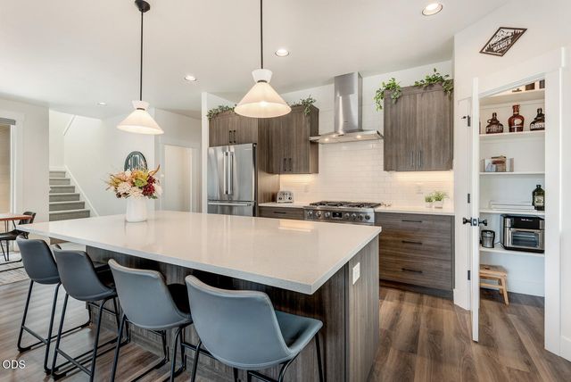 20449 Aberdeen Drive, Bend, OR 97702