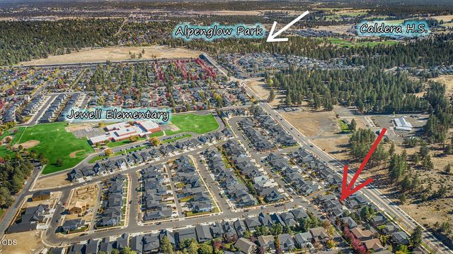 20449 Aberdeen Drive, Bend, OR 97702