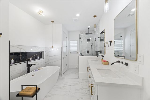 9233 Madera Road, Houston, TX 77078