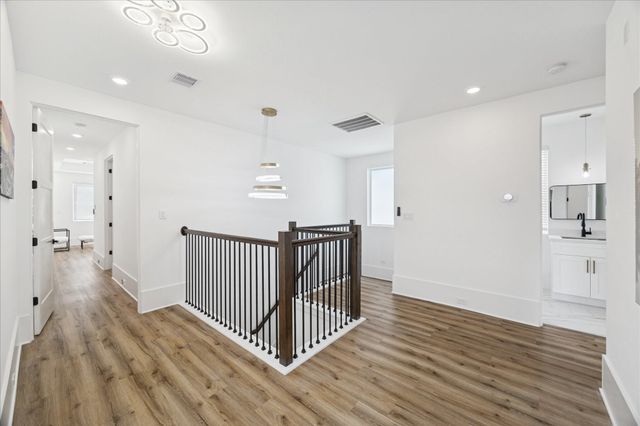 9233 Madera Road, Houston, TX 77078