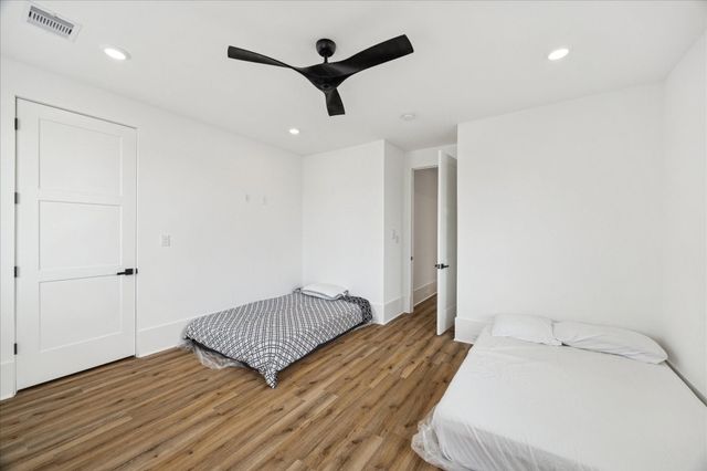 9233 Madera Road, Houston, TX 77078