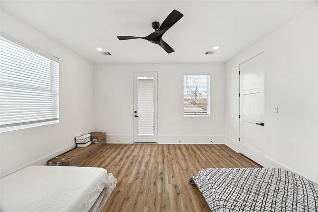 9233 Madera Road, Houston, TX 77078