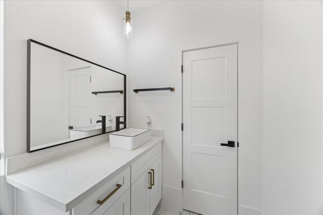 9233 Madera Road, Houston, TX 77078