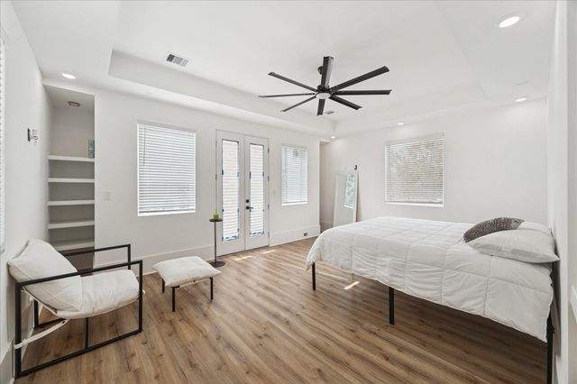 9233 Madera Road, Houston, TX 77078