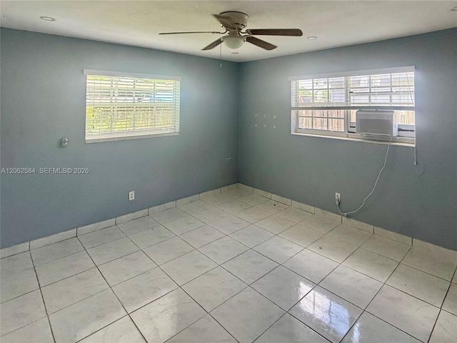 7710 NW 5th Street, Pembroke Pines, FL 33024