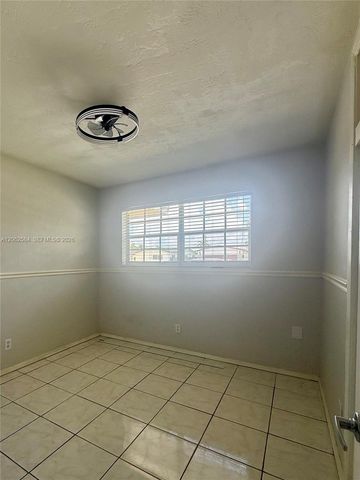 7710 NW 5th Street, Pembroke Pines, FL 33024
