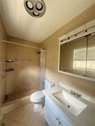 7710 NW 5th Street, Pembroke Pines, FL 33024