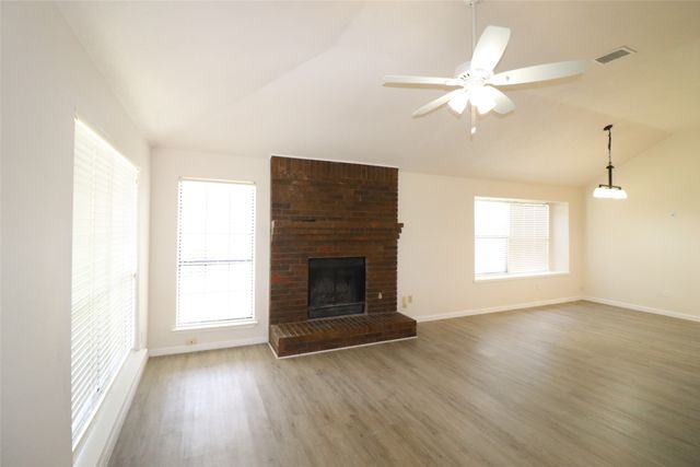 7514 Beverly Drive, Rowlett, TX 75089