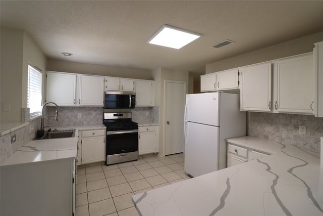 7514 Beverly Drive, Rowlett, TX 75089