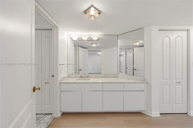 5757 Collins Ave 707, Miami Beach, FL 33140