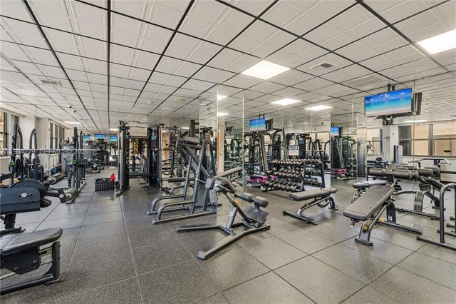 5757 Collins Ave 707, Miami Beach, FL 33140