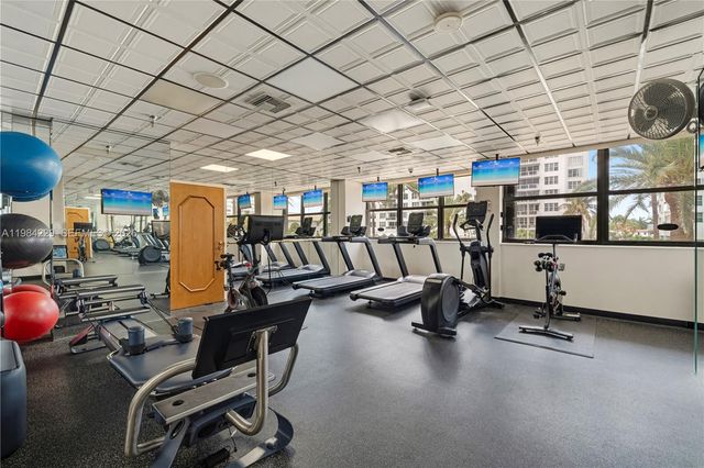 5757 Collins Ave 707, Miami Beach, FL 33140