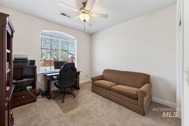 8827 W Sloan Street, Boise, ID 83714